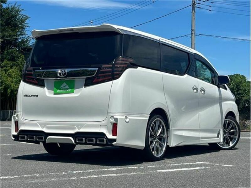 VELLFIRE-1