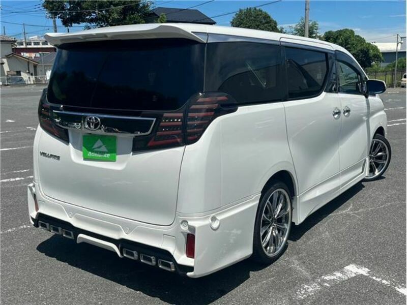 VELLFIRE-37