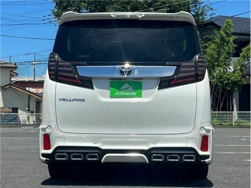 VELLFIRE-38