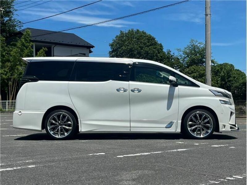 VELLFIRE-43