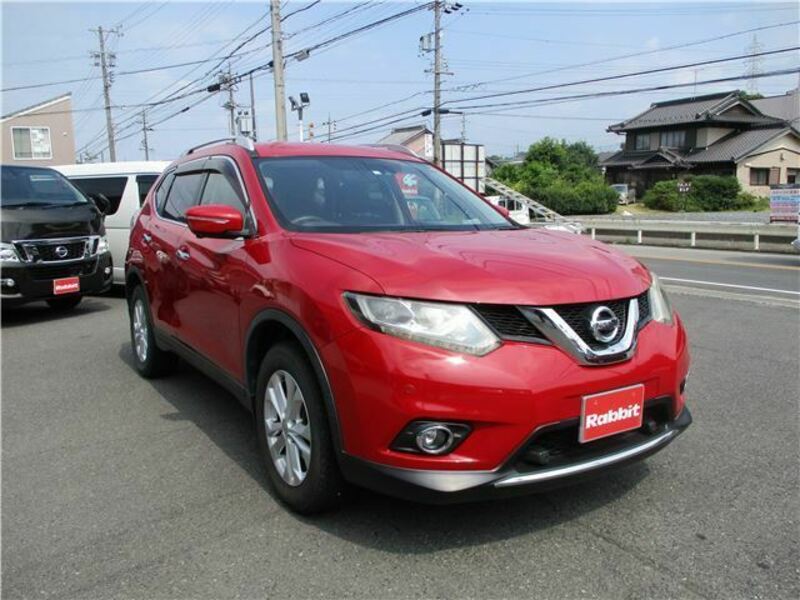 NISSAN　X-TRAIL