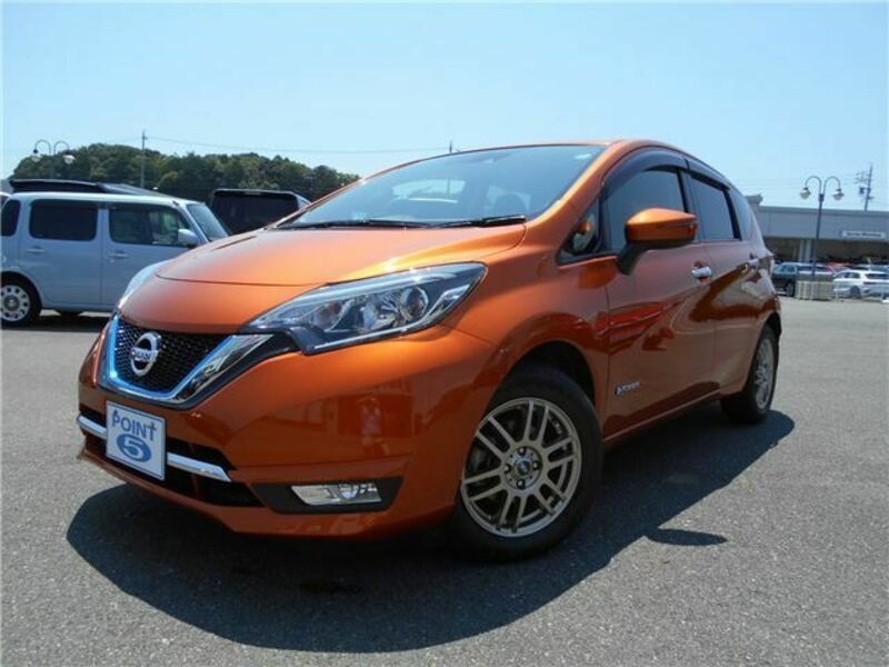 NISSAN　NOTE