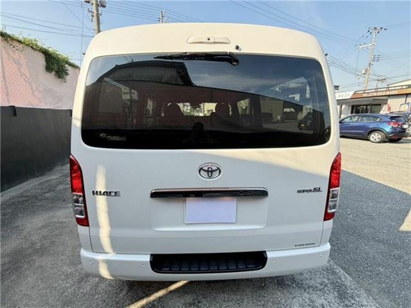 HIACE VAN-1