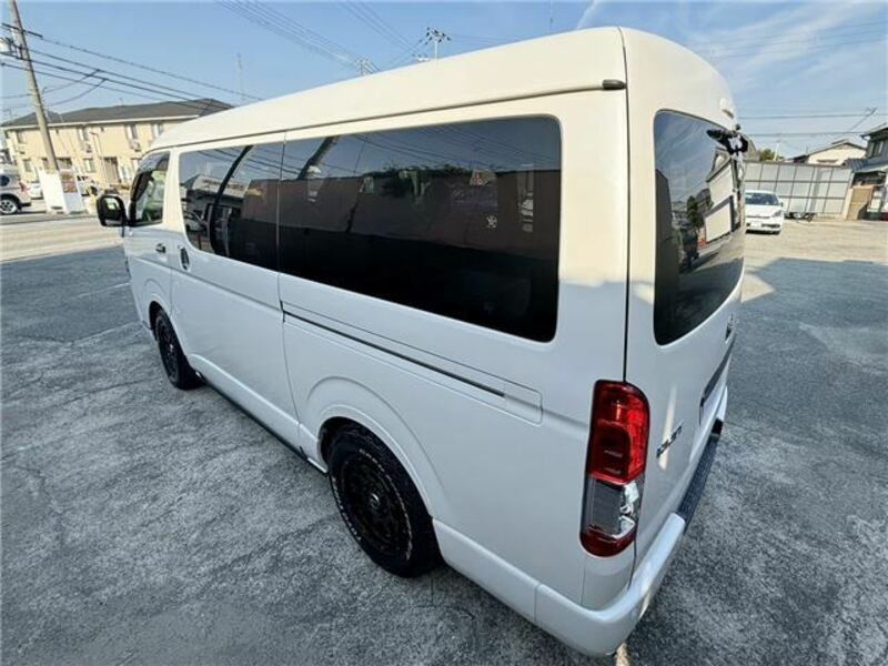 HIACE VAN-17