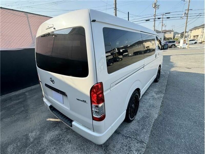 HIACE VAN-22