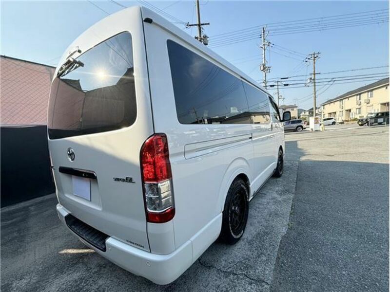 HIACE VAN-23