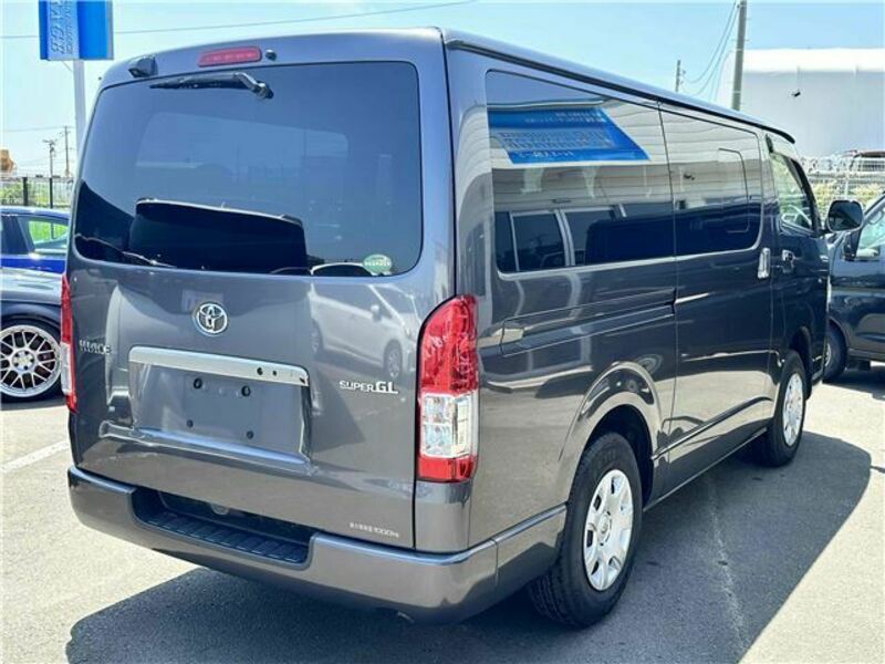 HIACE VAN-4