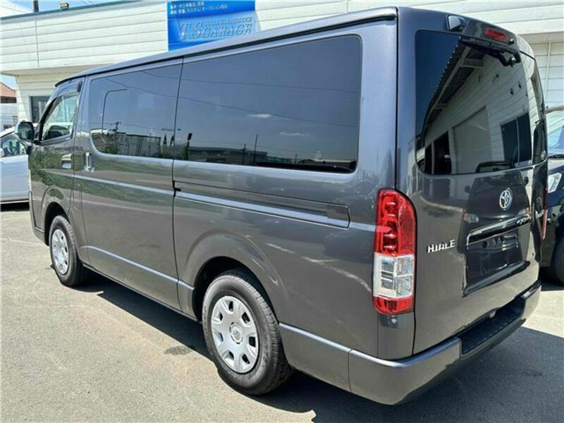 HIACE VAN-6