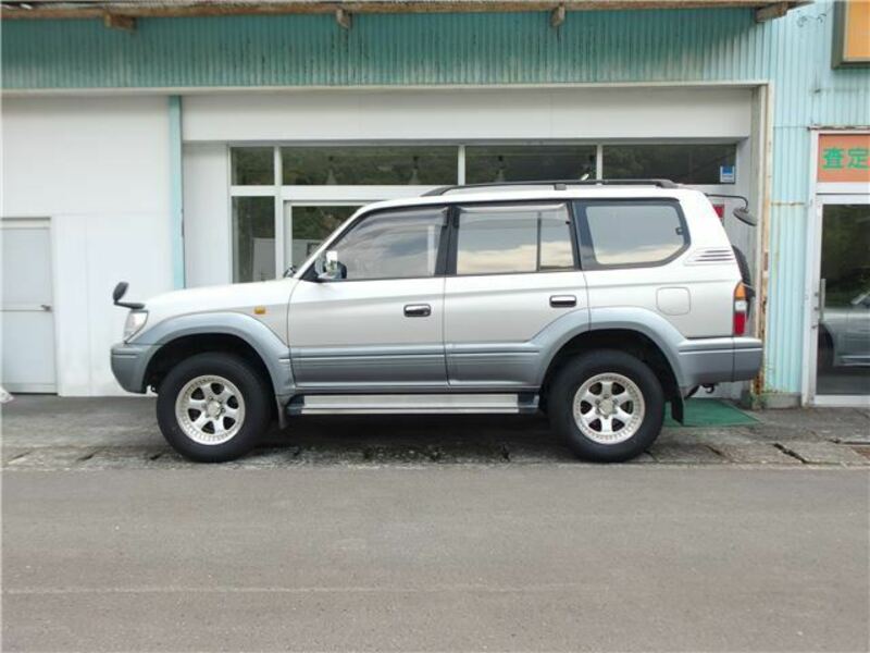 LAND CRUISER PRADO-3