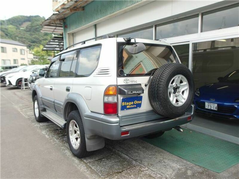 LAND CRUISER PRADO-4