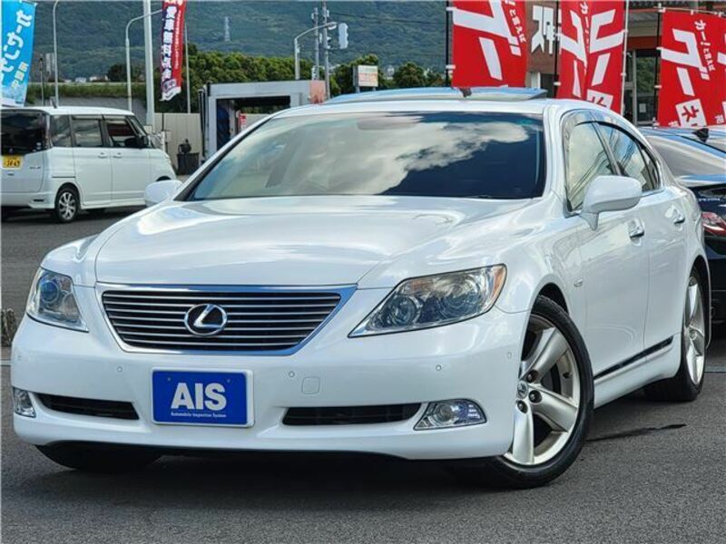 LEXUS　LS