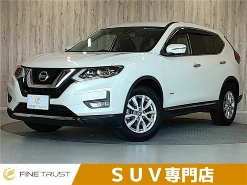 NISSAN　X-TRAIL