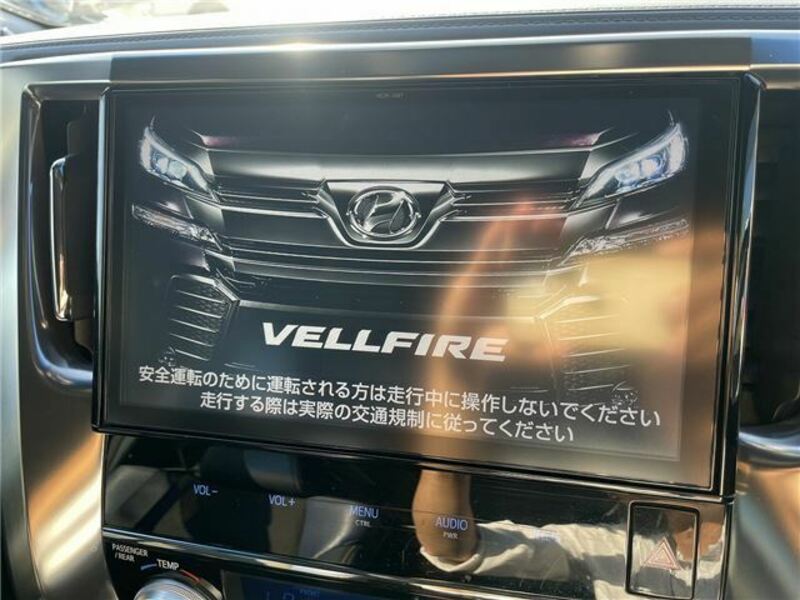 VELLFIRE-33