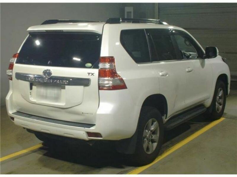 LAND CRUISER PRADO-1