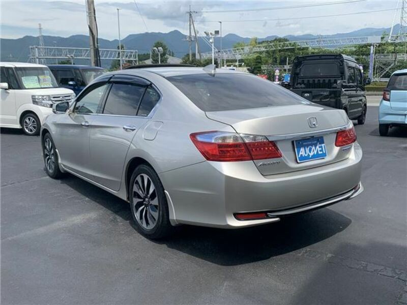 ACCORD HYBRID-4