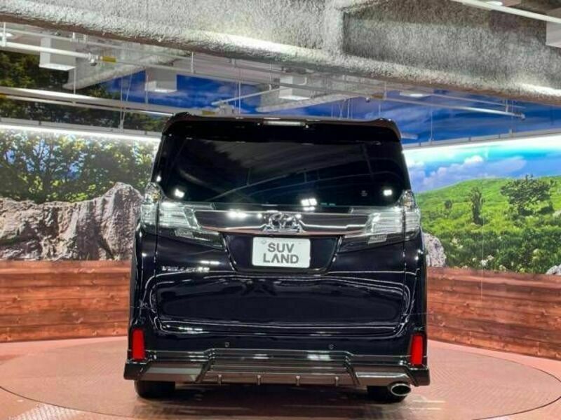 VELLFIRE-16