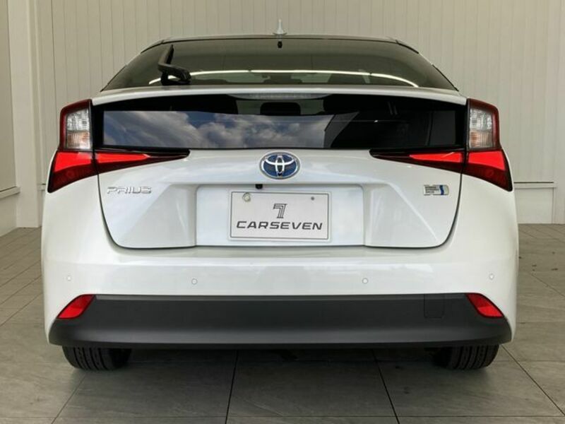 PRIUS-3