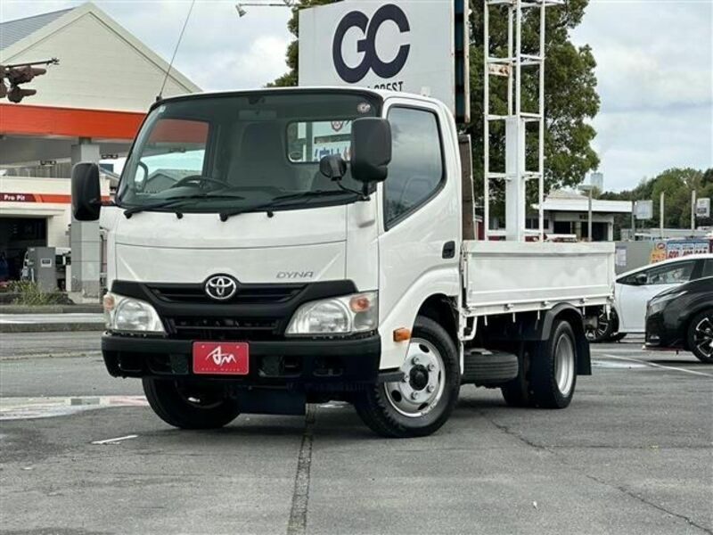 TOYOTA　DYNA