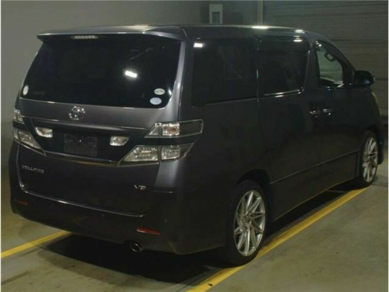 VELLFIRE-1