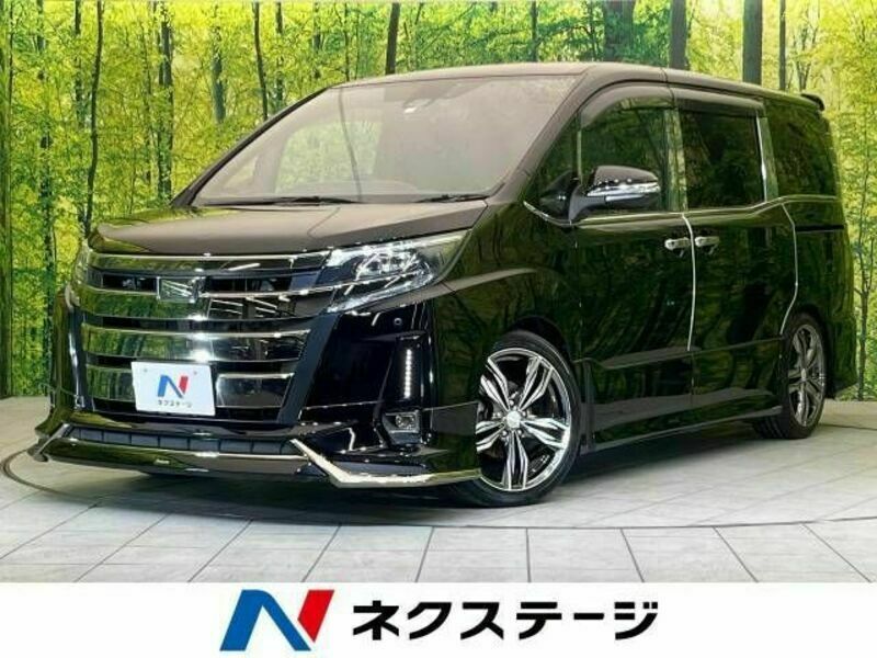 TOYOTA　NOAH