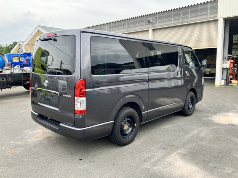 HIACE VAN-6