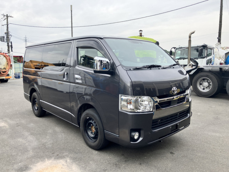 HIACE VAN-4