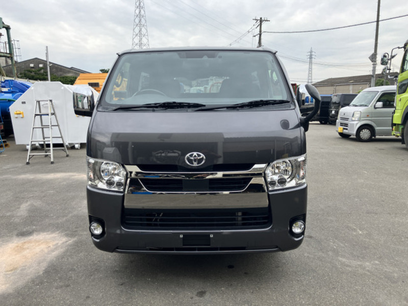 HIACE VAN-3