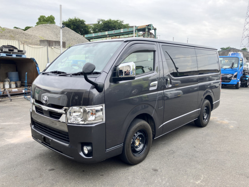 HIACE VAN-2