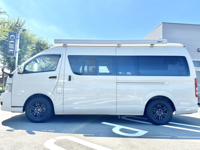 HIACE VAN-9