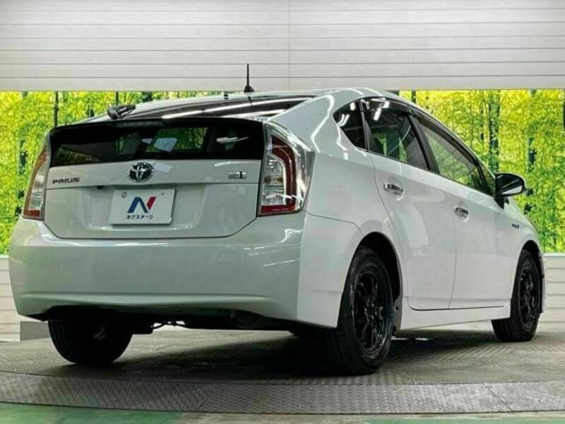 PRIUS-18