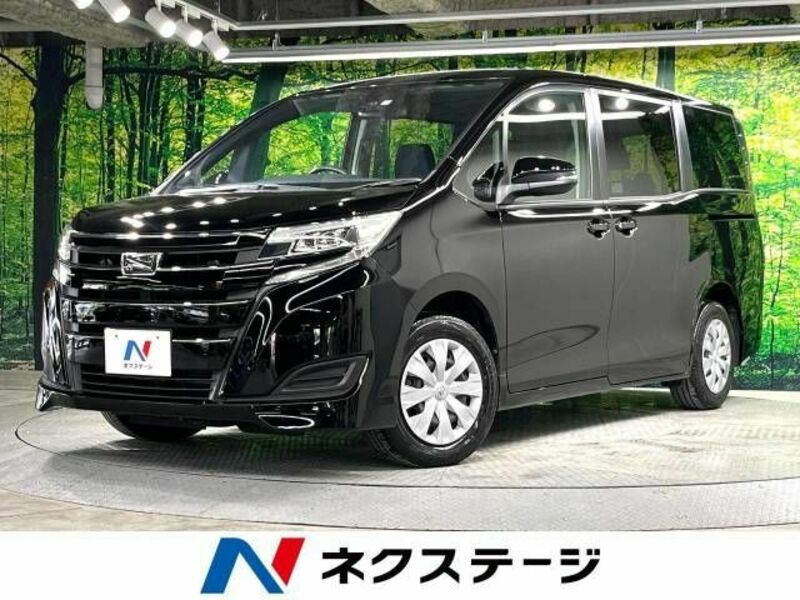 TOYOTA　NOAH