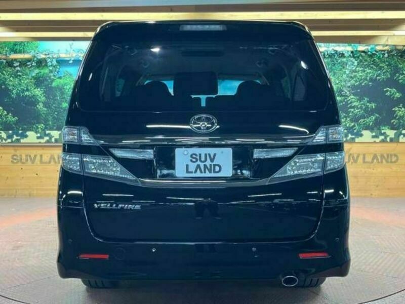 VELLFIRE-16