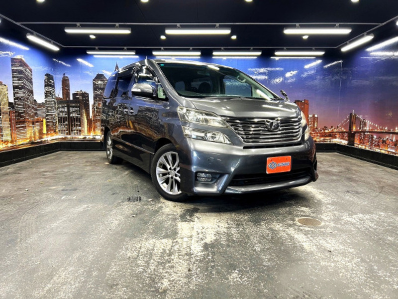 VELLFIRE-12