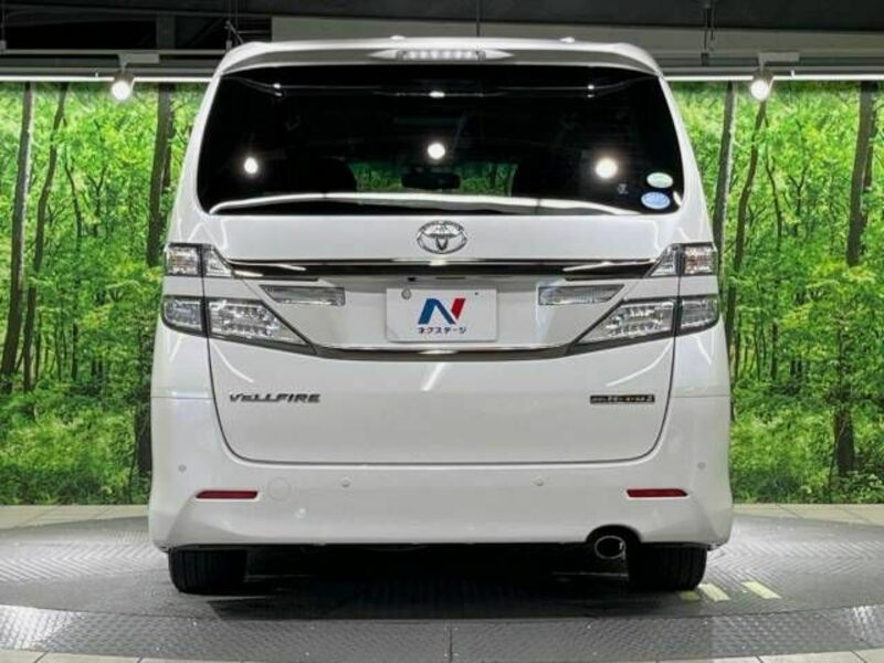 VELLFIRE-15