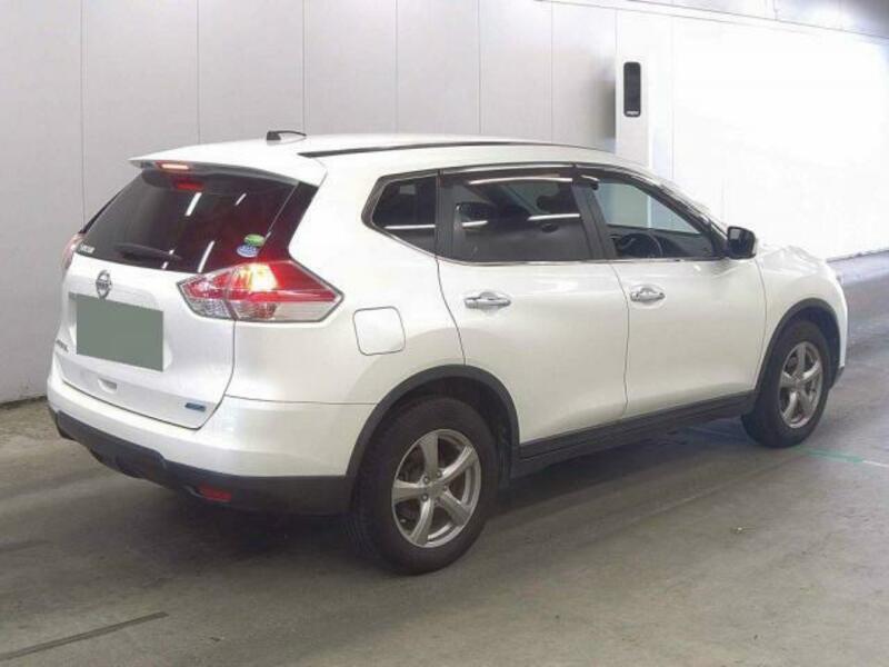 X-TRAIL-2