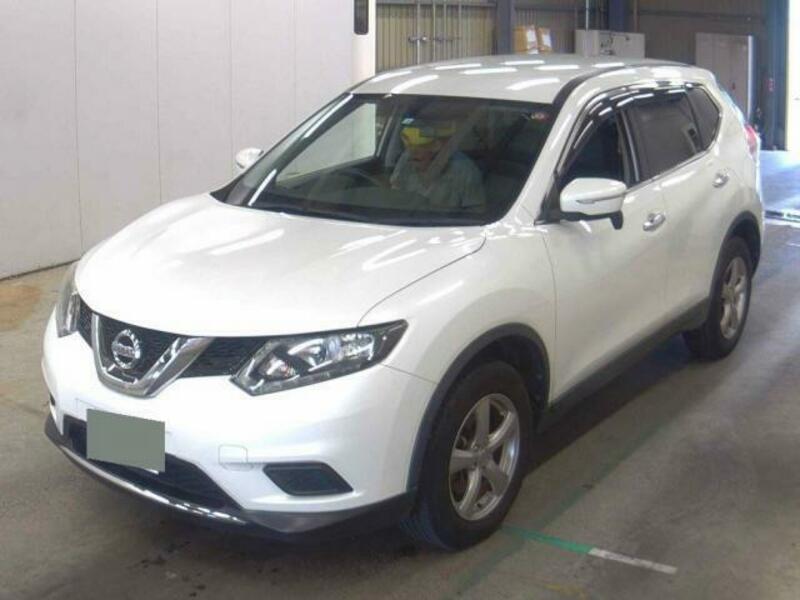 NISSAN　X-TRAIL