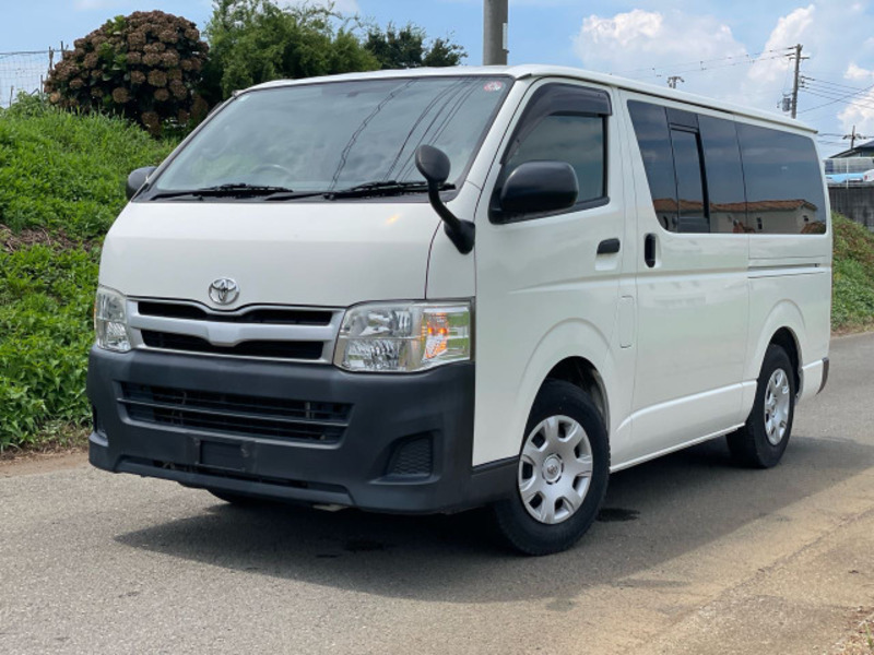 HIACE VAN-4