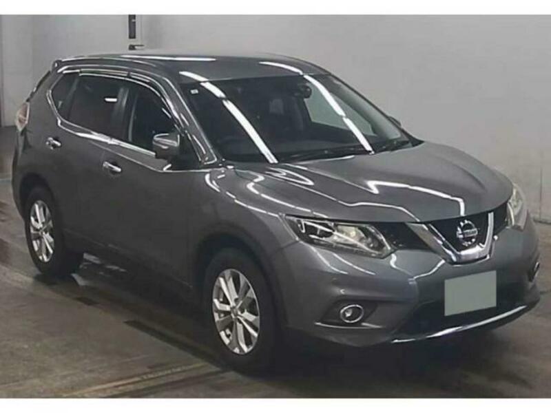 NISSAN　X-TRAIL