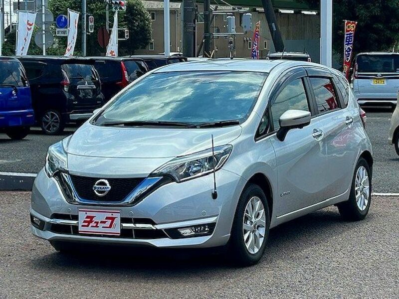 NISSAN　NOTE