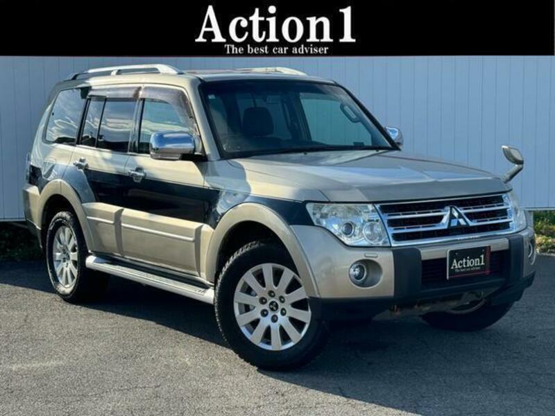 MITSUBISHI　PAJERO