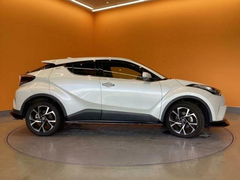 C-HR-13