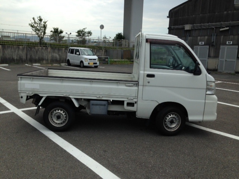 HIJET TRUCK-1