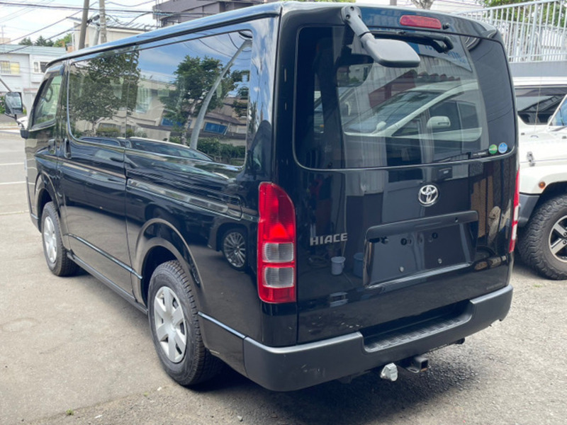 HIACE VAN-6