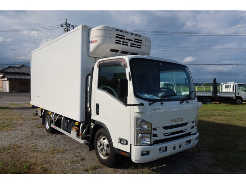 ISUZU　ELF