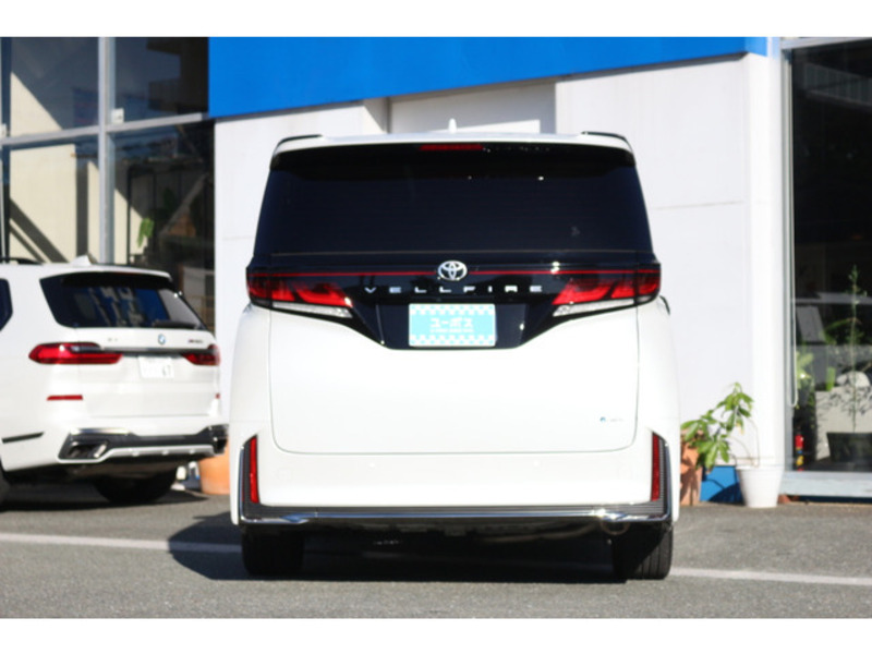 VELLFIRE-5