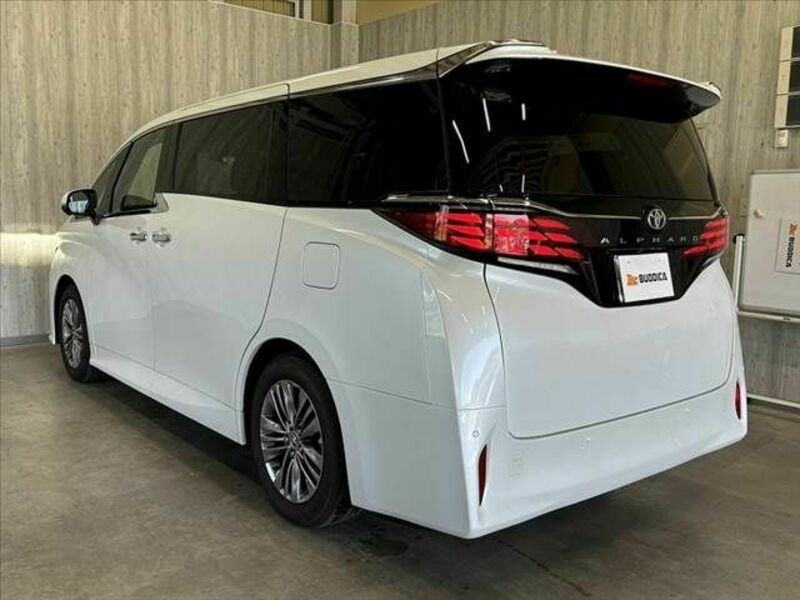 ALPHARD-11