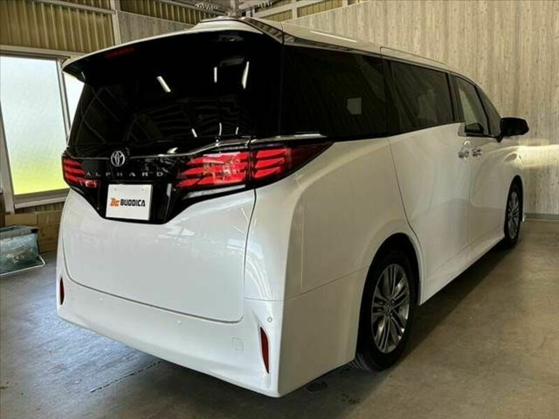 ALPHARD-21