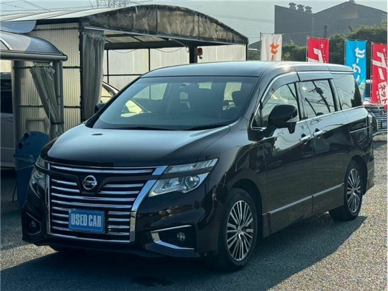 NISSAN　ELGRAND