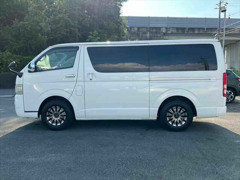 HIACE VAN-17