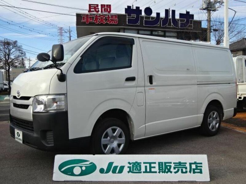 HIACE VAN